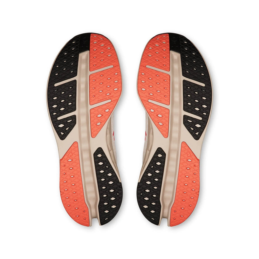 Cloudsurfer Max coloris Ivory | Salmon — vue 3