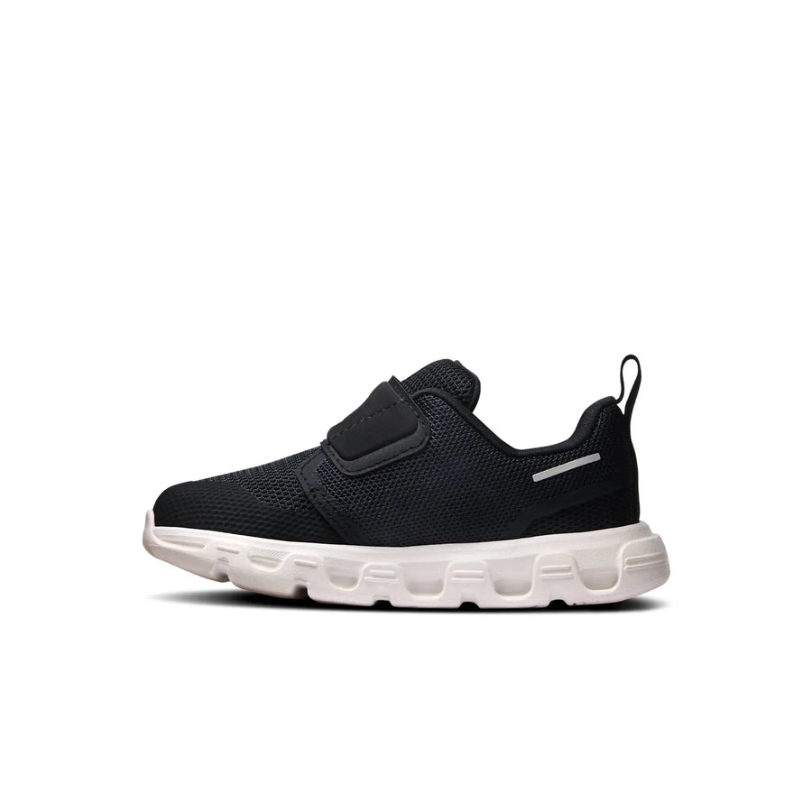 Cloud Dash coloris Black | White — vue 4