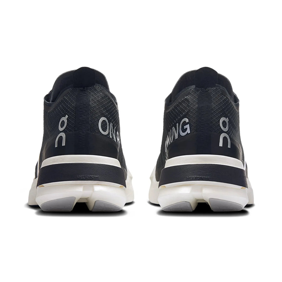 Cloudboom Strike coloris Black | White — vue 5
