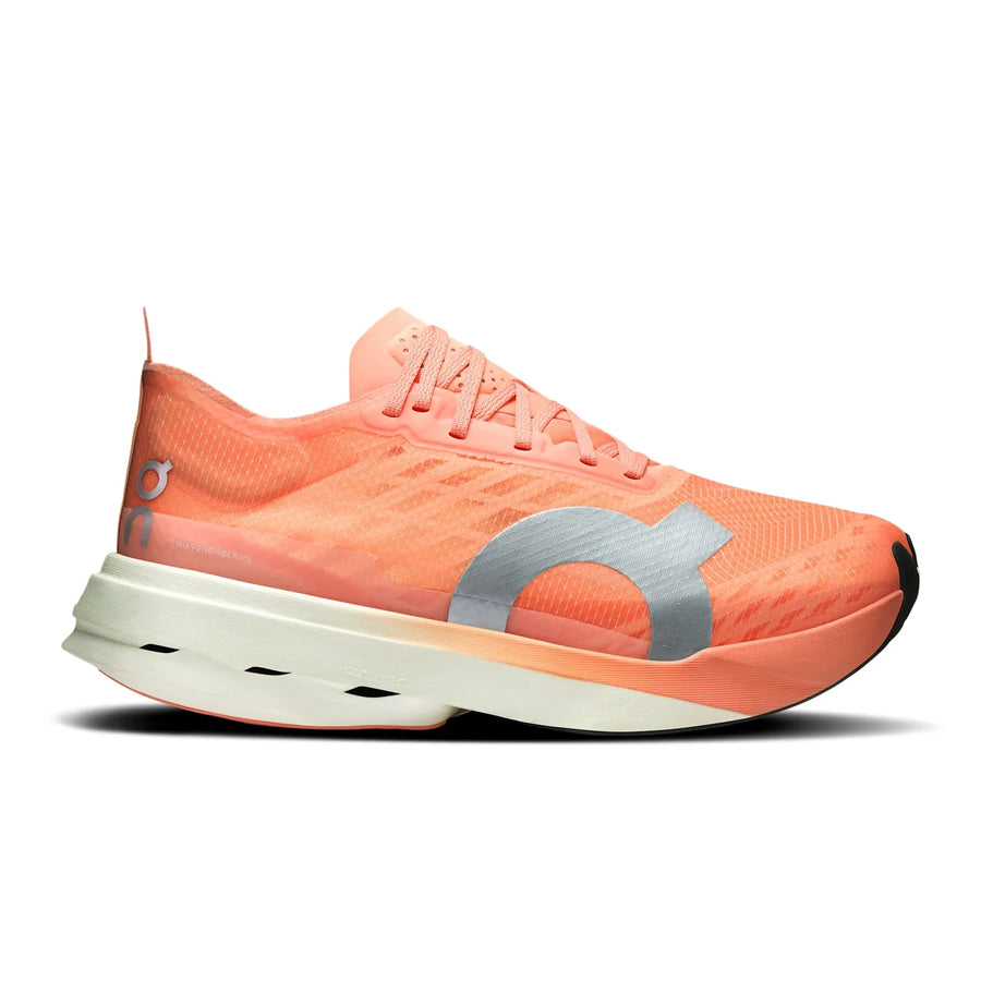 Cloudboom Strike coloris Sunstone | White — vue 1
