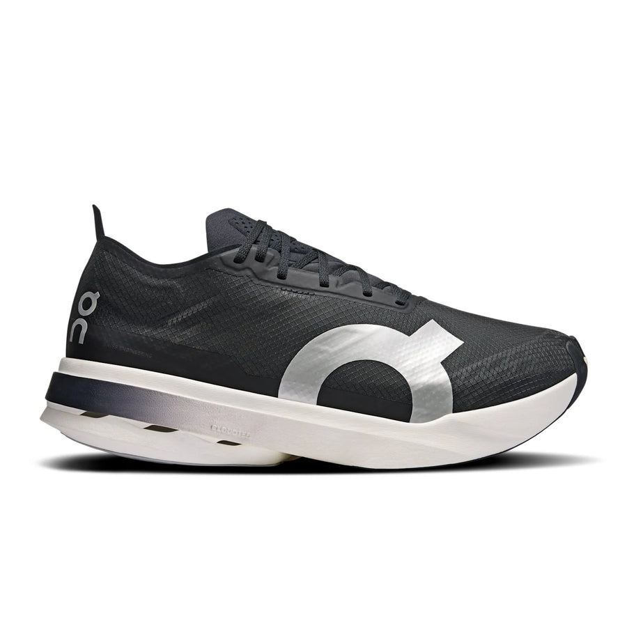 Cloudboom Strike coloris Black | White — vue 1