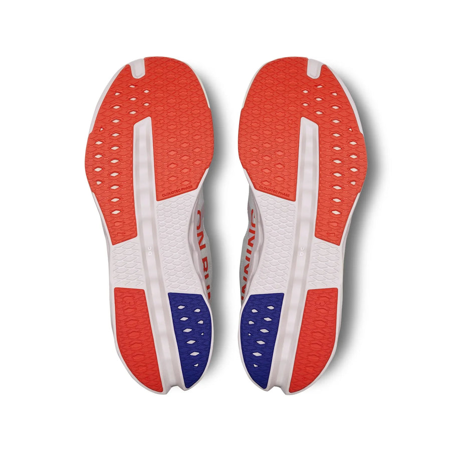 Cloudsurfer Next coloris White | Flame — vue 3
