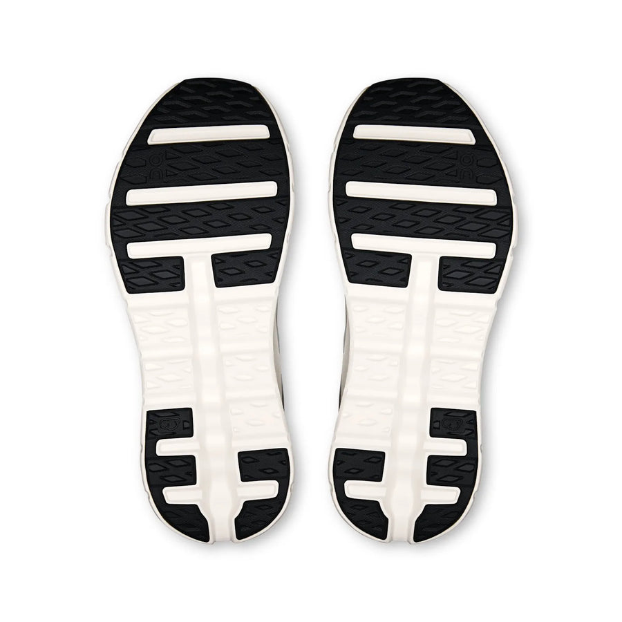 Cloudtilt Remix coloris Black | Ivory — vue 3