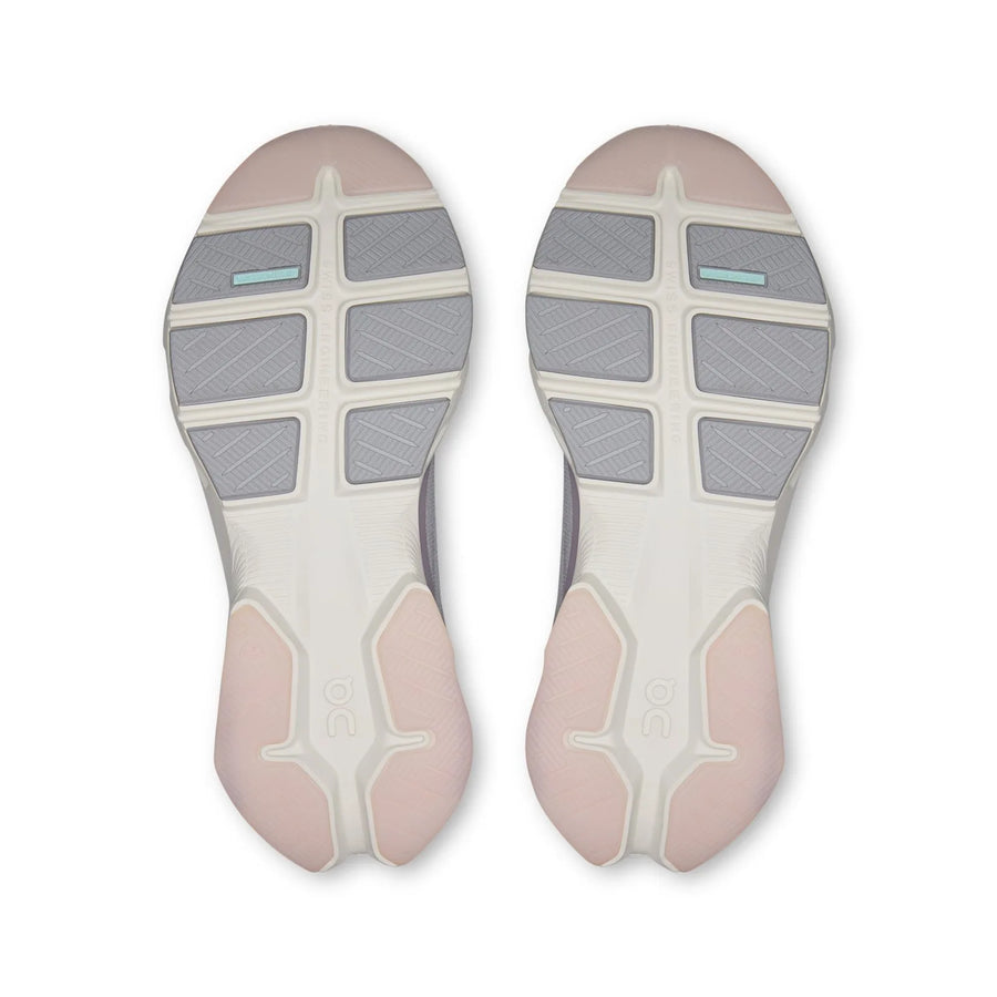 Cloudpulse 2 coloris Alloy | Ice — vue 3
