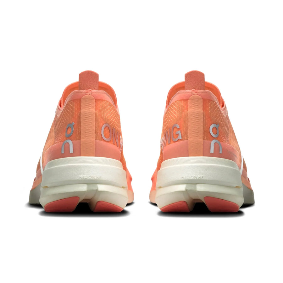 Cloudboom Strike coloris Sunstone | White — vue 5
